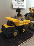 3d-dumptruck-cake